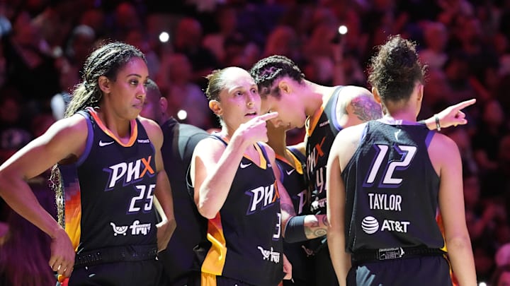 Phoenix Mercury guard Diana Taurasi (3) breaks the huddle to start the fourth quarter against the New York Liberty at Footprint Center on Aug. 26, 2024, in Phoenix.