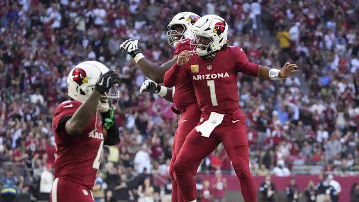 Arizona Cardinals quarterback Kyler Murray (1) celebrates.