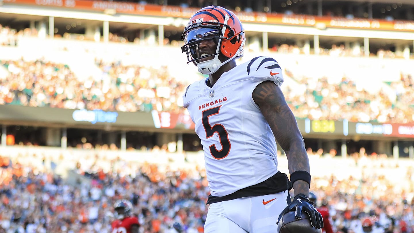 Tee Higgins Responds to NFL Fans Theorizing He’s ‘Faking’ Hamstring Injury