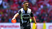 Atacante estava defendendo o Necaxa, do México