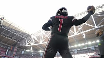 Arizona Cardinals quarterback Kyler Murray (1) warms up during the third quarter against the Seattle Seahawks at State Farm Stadium in Glendale on Dec. 8, 2024.