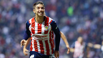 Isaac Brizuela es uno de los jóvenes atacantes de las Chivas de Guadalajara 