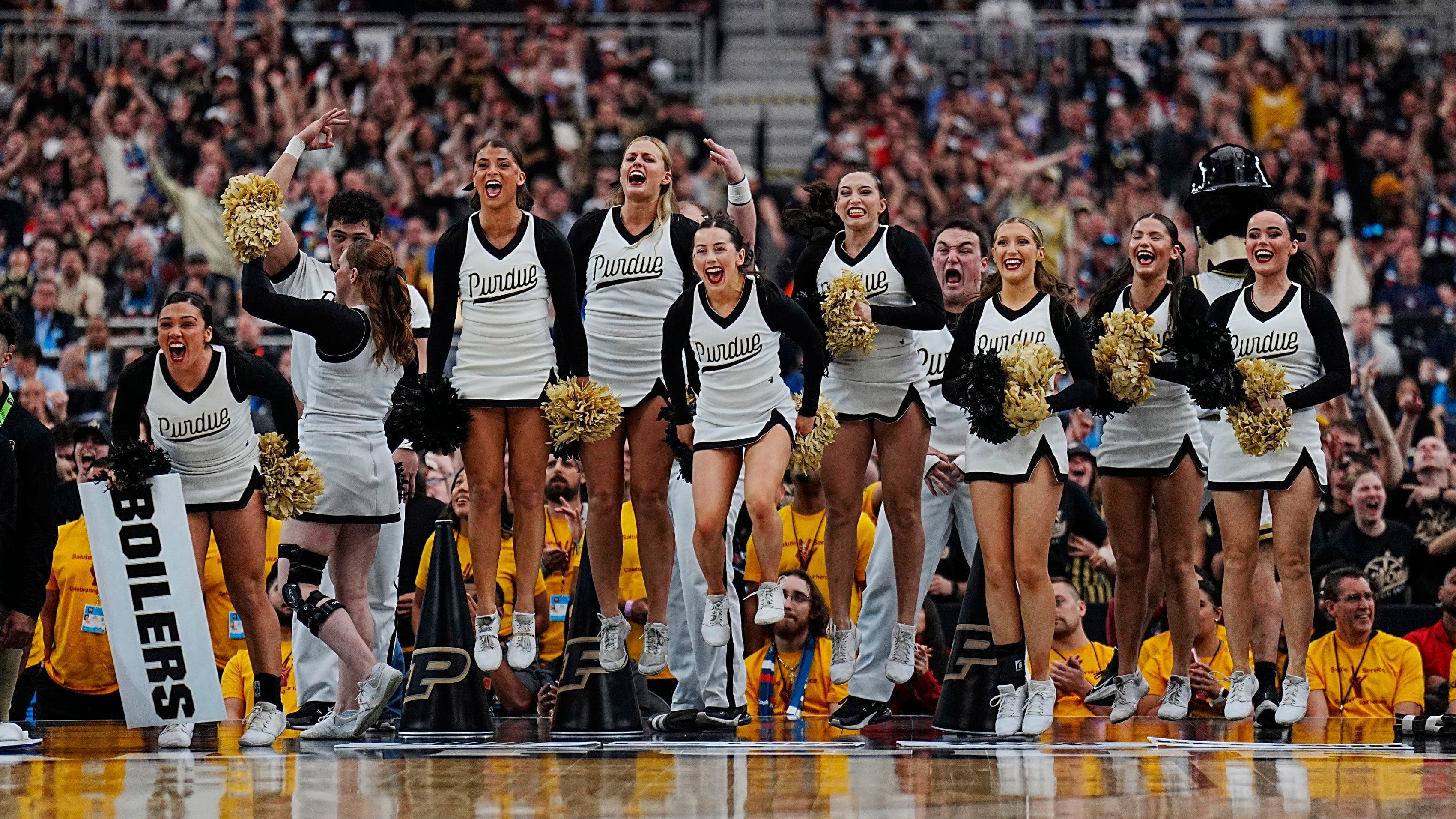 Purdue fans go crazy at Mackey Arena