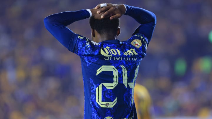 Tras salir lesionado ante St. Louis City en la Leagues Cup, el neerlandés Javairo Dilrosun podría estar fuera de circulación por un mes, aunque falta el reporte oficial. Tras salir lesionado ante St. Louis City en la Leagues Cup, el neerlandés Javairo Dilrosun podría estar fuera de circulación por un mes, aunque falta el reporte oficial.