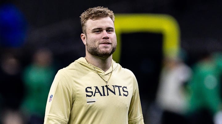 Dec 21, 2025; New Orleans, Louisiana, USA;  New Orleans Saints quarterback Hunter Dekkers (18) during warm ups before the game against the New York Jets at Caesars Superdome. Mandatory Credit: Stephen Lew-Imagn Images