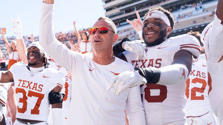 Texas coach Steve Sarkisian sings “The Eyes of Texas” with his team after a college football game between Tennessee and Texas at Neyland Stadium in Knoxville, Tenn. on Sept. 26, 2026.