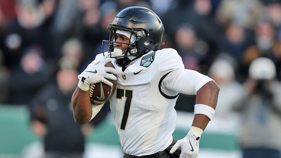 Army running back Godspower Nwawuihe 