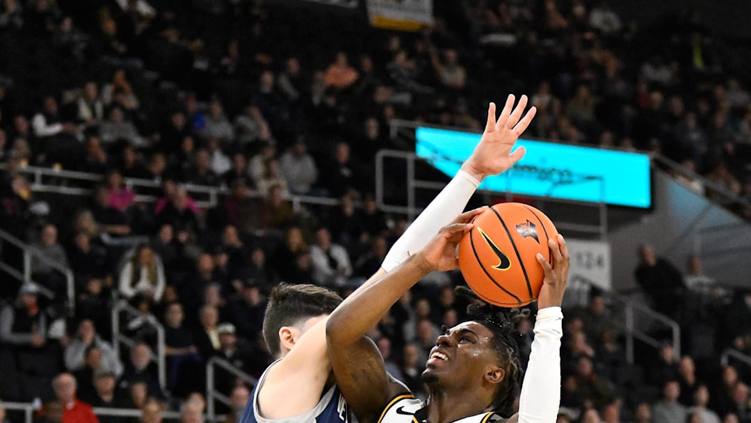 Providence Friars guard Jason Edwards