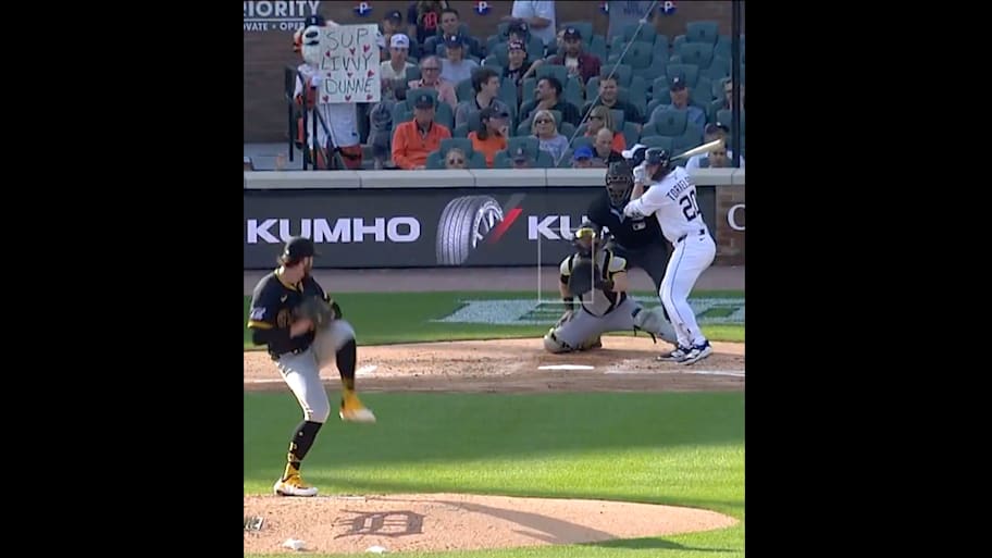 Detroit Tigers mascot Paws tries to distract Pirates ace Skenes | Screengrab via @MLB on X/Twitter