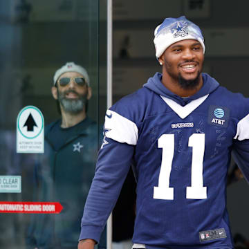 Micah Parsons is the latest star player to get into a public negotiating match with Jerry Jones. He can be the most creative.