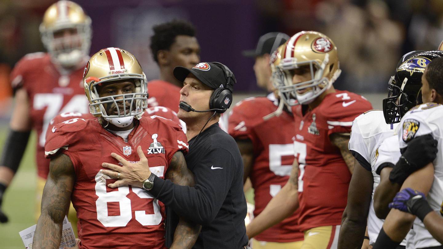 Vernon Davis Reflects on the End of the 49ers' First Super Bowl Defeat - Vimarsana News