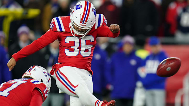 New England Patriots kicker Andy Borregales faces the New York Jets in Week 17.