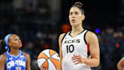 Kelsey Plum (12 Las Vegas Aces) prepares to shoot a free throw during a July 23, 2023 game.
