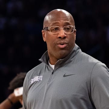 Sacramento Kings head coach Mike Brown looks on during the second quarter against the New York Knicks. Mandatory Credit: John Jones-Imagn Images
