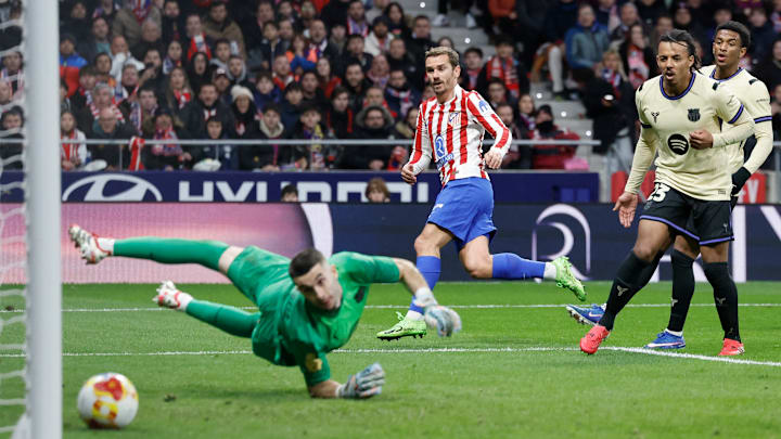 Le FC Barcelone largement dominé ce soir.