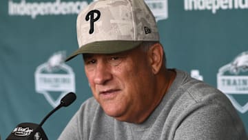 Philadelphia Eagles defensive coordinator Vic Fangio sounds antsy about the lack of moves Howie Roseman is making