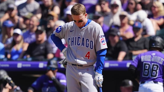 El jardinero del Centro de los Cachorros de Chicago, Pete Crow-Armstrong, reaccionó a una cuarta entrada contra Colorado Rockies.