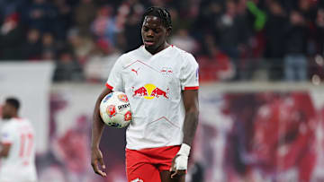 Lukeba könnte gegen Bayern fehlen