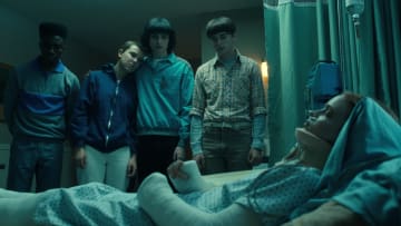 STRANGER THINGS. (L to R) Caleb McLaughlin as Lucas Sinclair, Millie Bobby Brown as Eleven, Finn Wolfhard as Mike Wheeler, Noah Schnapp as Will Byers, and Sadie Sink as Max Mayfield in STRANGER THINGS. Cr. Courtesy of Netflix © 2022