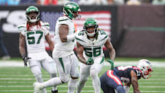 New York Jets defensive end Carl Lawson (58).