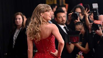 TOPSHOT-US-ENTERTAINMENT-MUSIC-GRAMMYS-AWARD-ARRIVALS