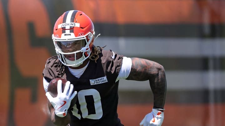 Cleveland Browns running back Quinshon Judkins runs during a Browns rookie minicamp drill at the team's training facility May 9, 2025, in Berea, Ohio.