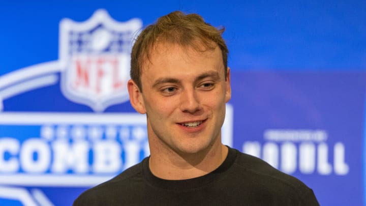 Feb 29, 2024; Indianapolis, IN, USA; Georgia tight end Brock Bowers (TE04) talks to the media during