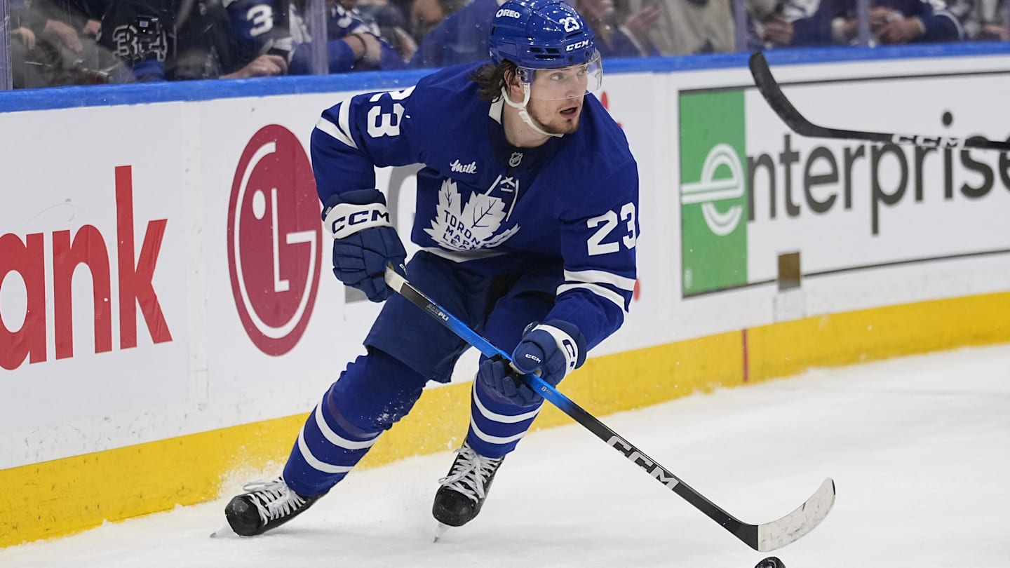 Maple Leafs Face Panthers Game 7 with Key Forward Return
