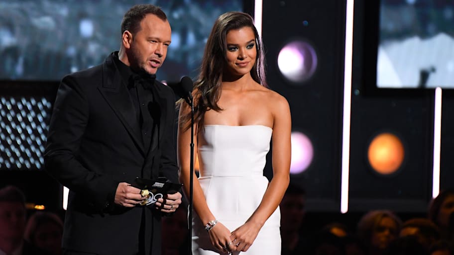 Image Amari Cooper image beautiful image beautiful image beautiful image beautiful image beautiful image beautiful image beautiful image beautiful - Hailee Steinfeld shows love for Bills, Josh Allen, will she be at ...
