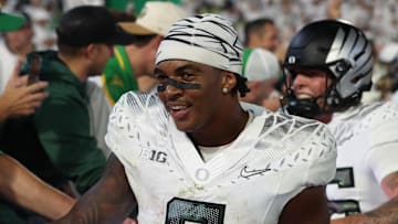 Oregon Ducks dan lanning Dante moore Jordon Davison Dierre Hill Jr. Penn State Nittany Lions Notre Dame Fighting Irish NIL 