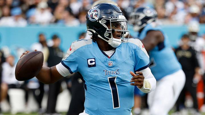 NFL: DEC 28 Saints at Titans