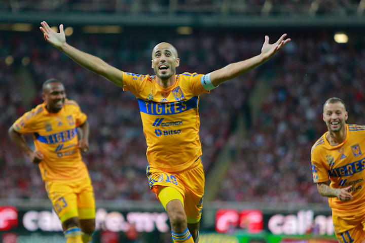 Guido Pizarro for Tigres.