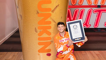 Dunkin and Nick DiGiovanni set the record for World's Largest Iced Latte