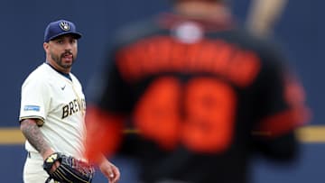 San Francisco Giants v Milwaukee Brewers