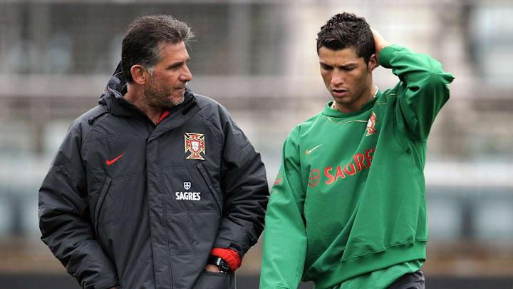 Portugal coach Carlos Queiroz (L) speaks