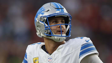 Detroit Lions quarterback Jared Goff (16).