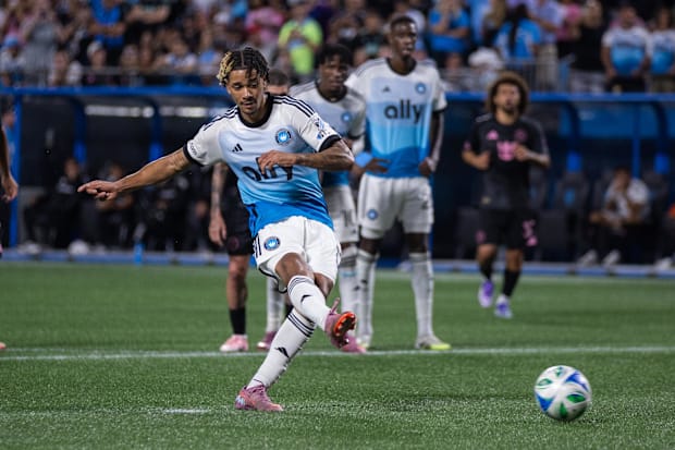 อิดาน โทคโลมาติ