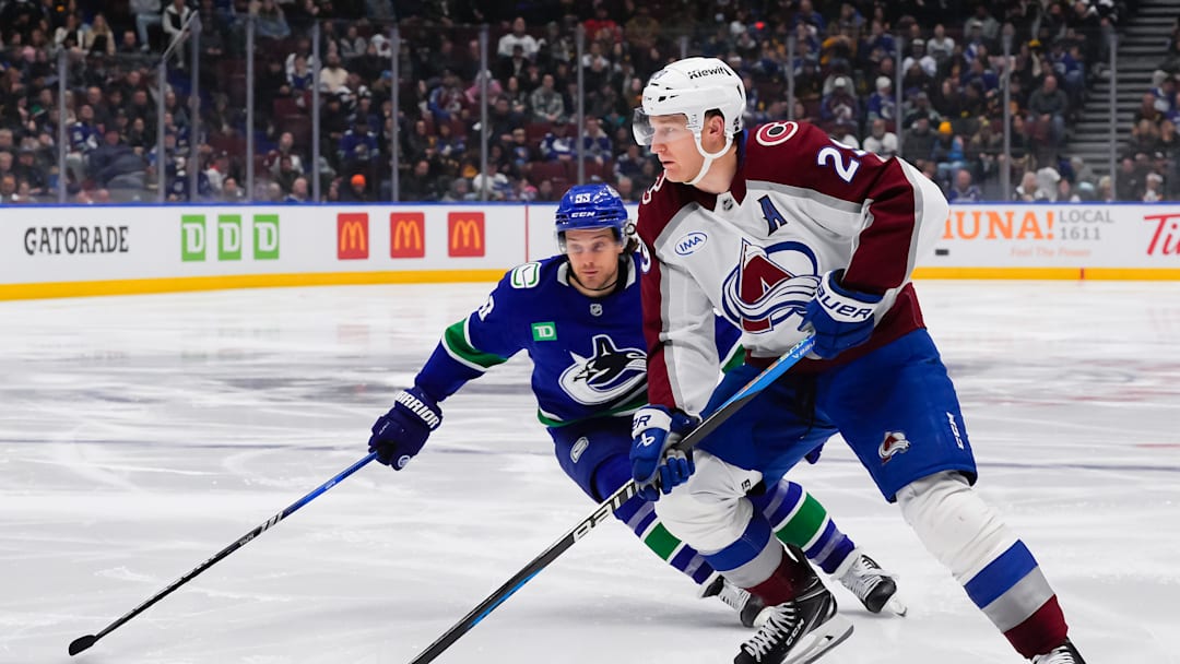 Colorado Avalanche v Vancouver Canucks