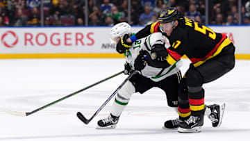 Dallas Stars v Vancouver Canucks