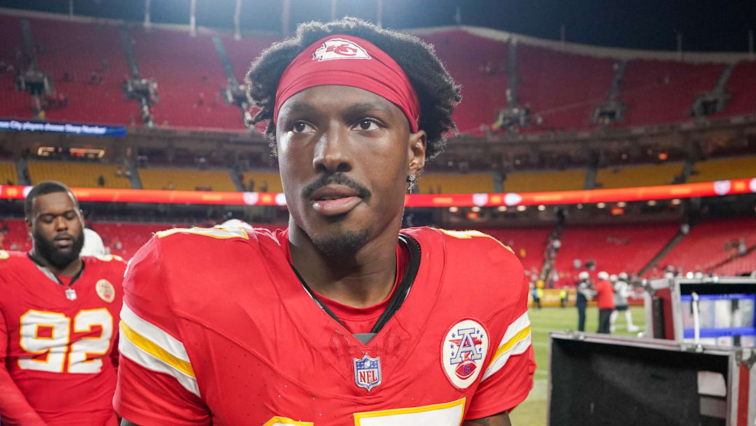 Aug 22, 2024; Kansas City, Missouri, USA; Kansas City Chiefs wide receiver Mecole Hardman (17) leaves the field after the game against the Chicago Bears at GEHA Field at Arrowhead Stadium. Mandatory Credit: Denny Medley-Imagn Images Aug 22, 2024; Kansas City, Missouri, USA; Kansas City Chiefs wide receiver Mecole Hardman (17) leaves the field after the game against the Chicago Bears at GEHA Field at Arrowhead Stadium. Mandatory Credit: Denny Medley-Imagn Images