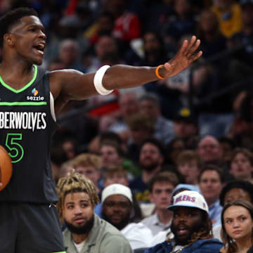 Edwards briefly exited Game 1 following the first quarter after rolling his right ankle. 