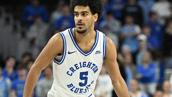 Creighton Bluejays guard Nik Graves (5) dribbles against the Xavier Musketeers during the second half at CHI Health Center Omaha. 