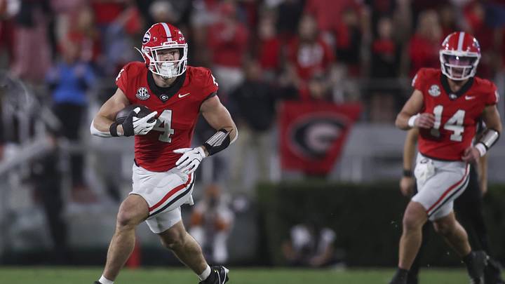 Nov 15, 2025; Athens, Georgia, USA; Georgia Bulldogs tight end Oscar Delp (4) runs the ball in the first half agains the Texas Longhorns at Sanford Stadium. Mandatory Credit: Brett Davis-Imagn Images