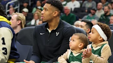 Detroit Pistons v Milwaukee Bucks