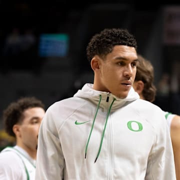 Oregon guard Jackson Shelstad walks back to the bench after a timeout as the Oregon Ducks host the Hawaii Rainbow Warriors on Nov. 4, 2025, at Matthew Knight Arena in Eugene, Oregon.