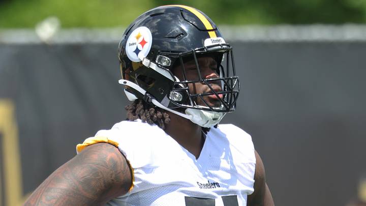 Pittsburgh Steelers offensive lineman Max Iheanachor