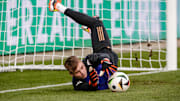 Jonas Urbig