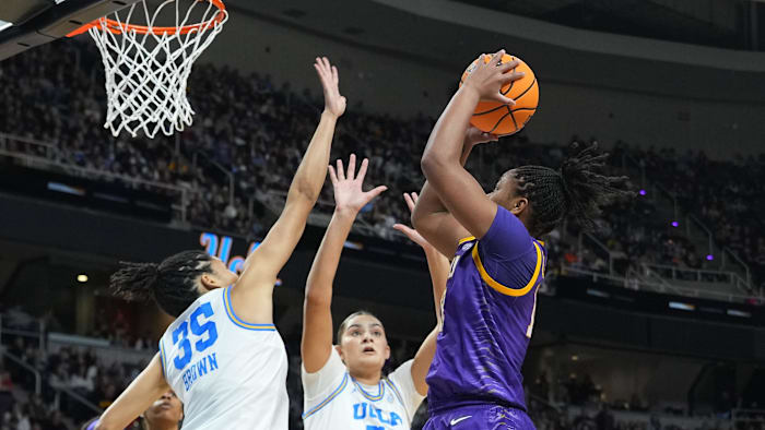 UCLA Women's Basketball: Bruins Star Named To NCAA Regional All-Tournament Team