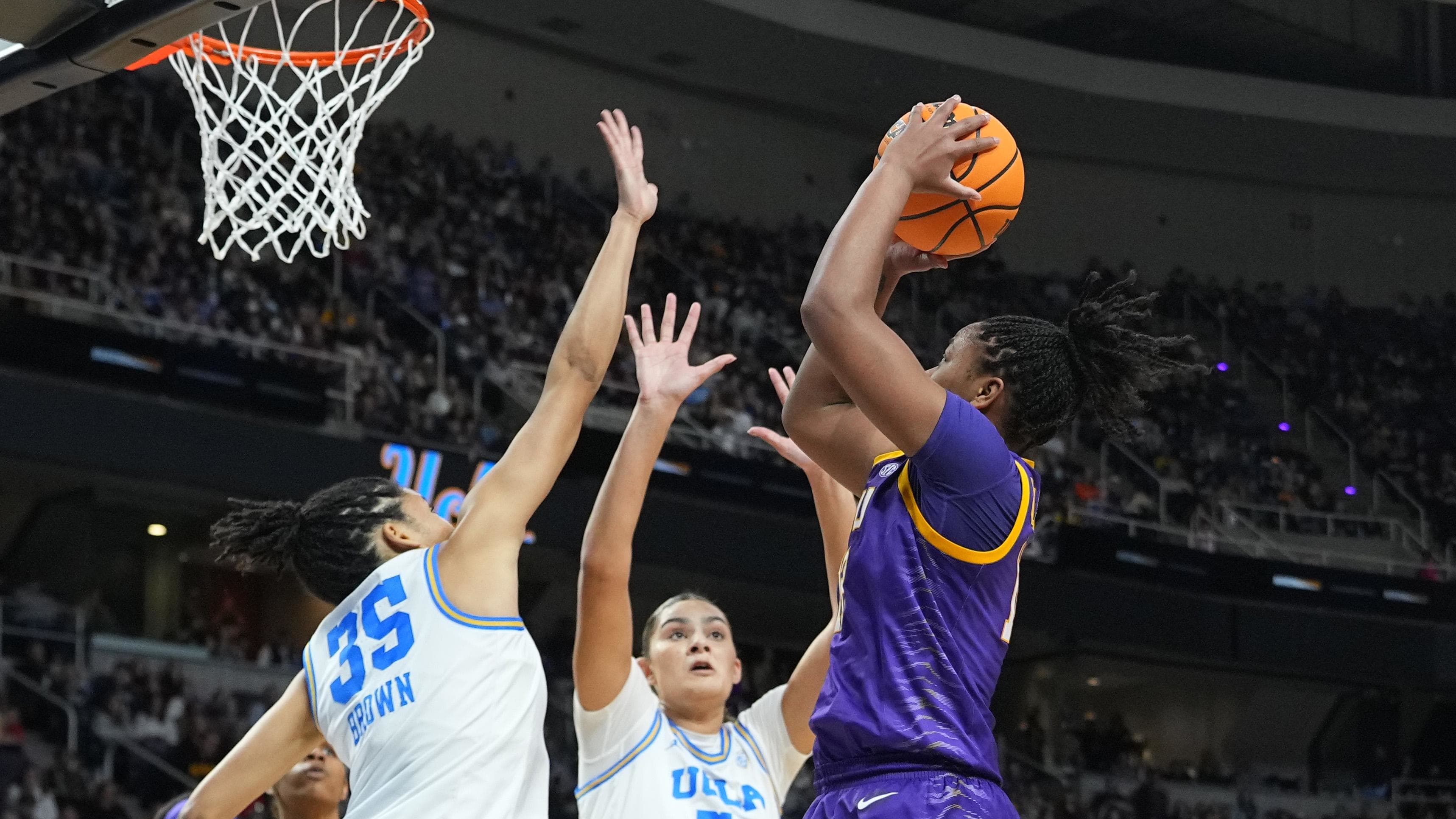 UCLA Women’s Basketball: Bruins Star Named To NCAA Regional All-Tournament Team