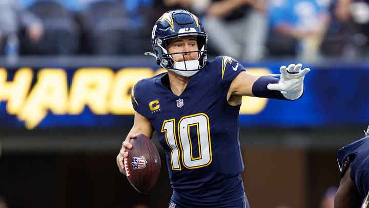 Houston Texans v Los Angeles Chargers - NFL 2025
